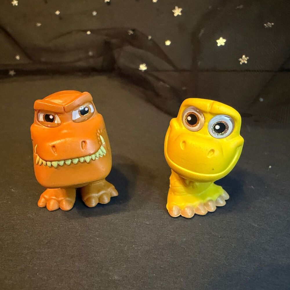 Disney Doorables Good Dinosaur Lot Butch and Nash